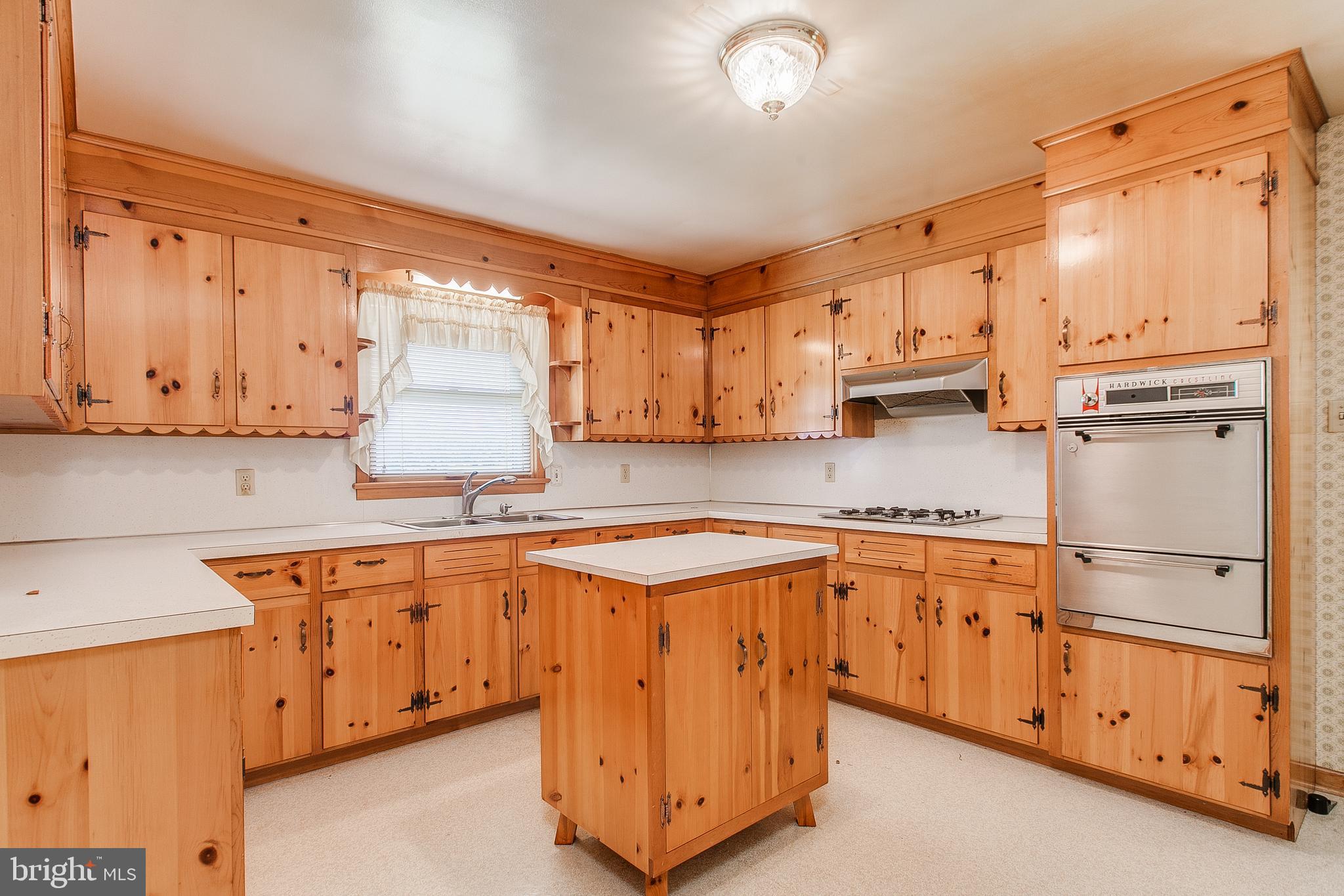 727 Security Road Hagerstown, MD 21740 - Photo 10 of 33 Gallery Image 10