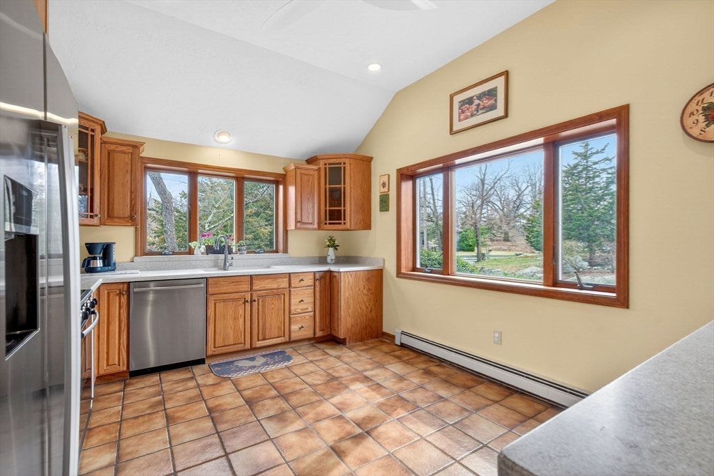 32 Howe Road Cohasset, MA 02025 - Photo 20 of 24