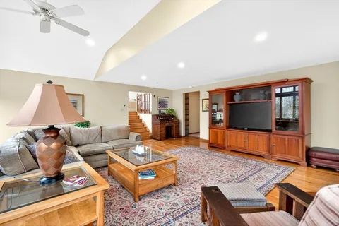 $1,695,000 | 32 Howe Road, Cohasset, MA 02025