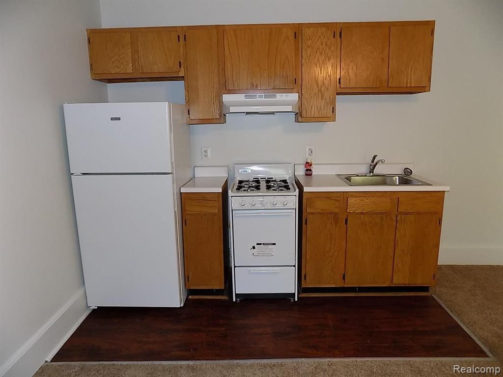31625 West 9 Mile Road, Unit 4 Farmington, MI 48336 - Photo 5 of 16