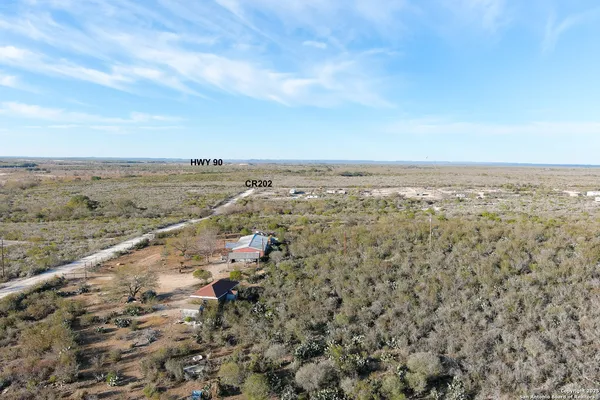$85,000 | C202 Lot 25 E Peggy Pave H90w, Uvalde, TX 78801