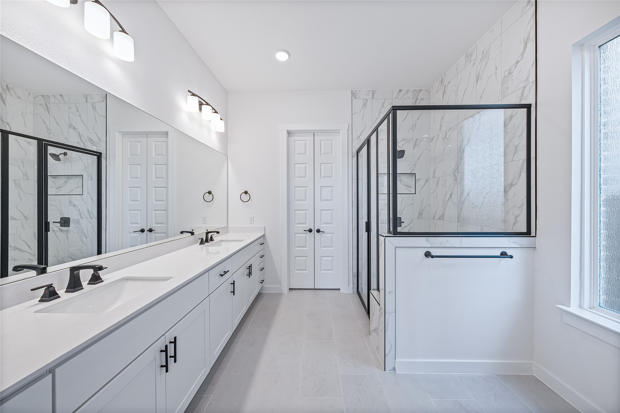 6812 Rounded Pebble Lane Buda, TX 78610 - Photo 16 of 40