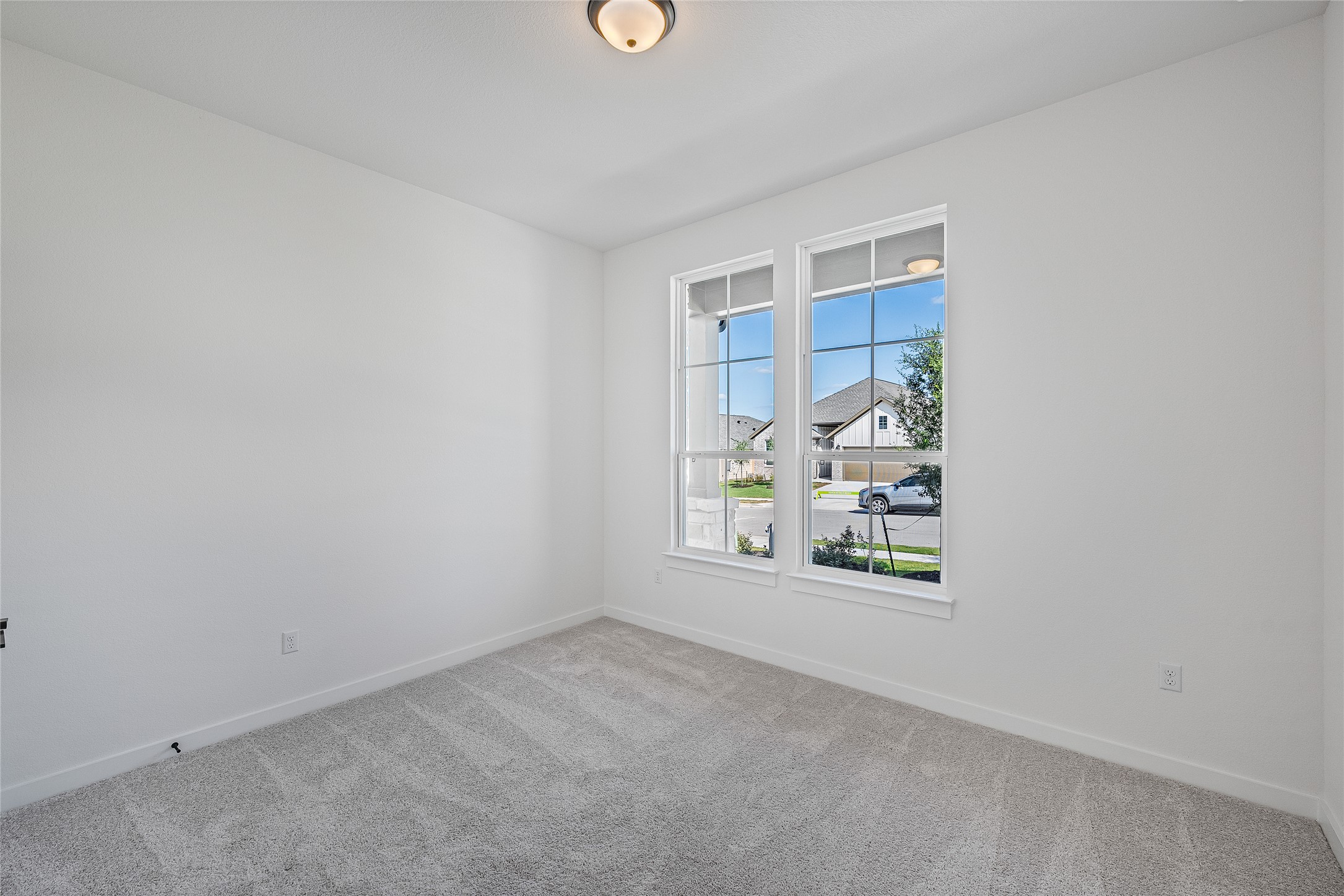 6812 Rounded Pebble Lane Buda, TX 78610 - Photo 23 of 40