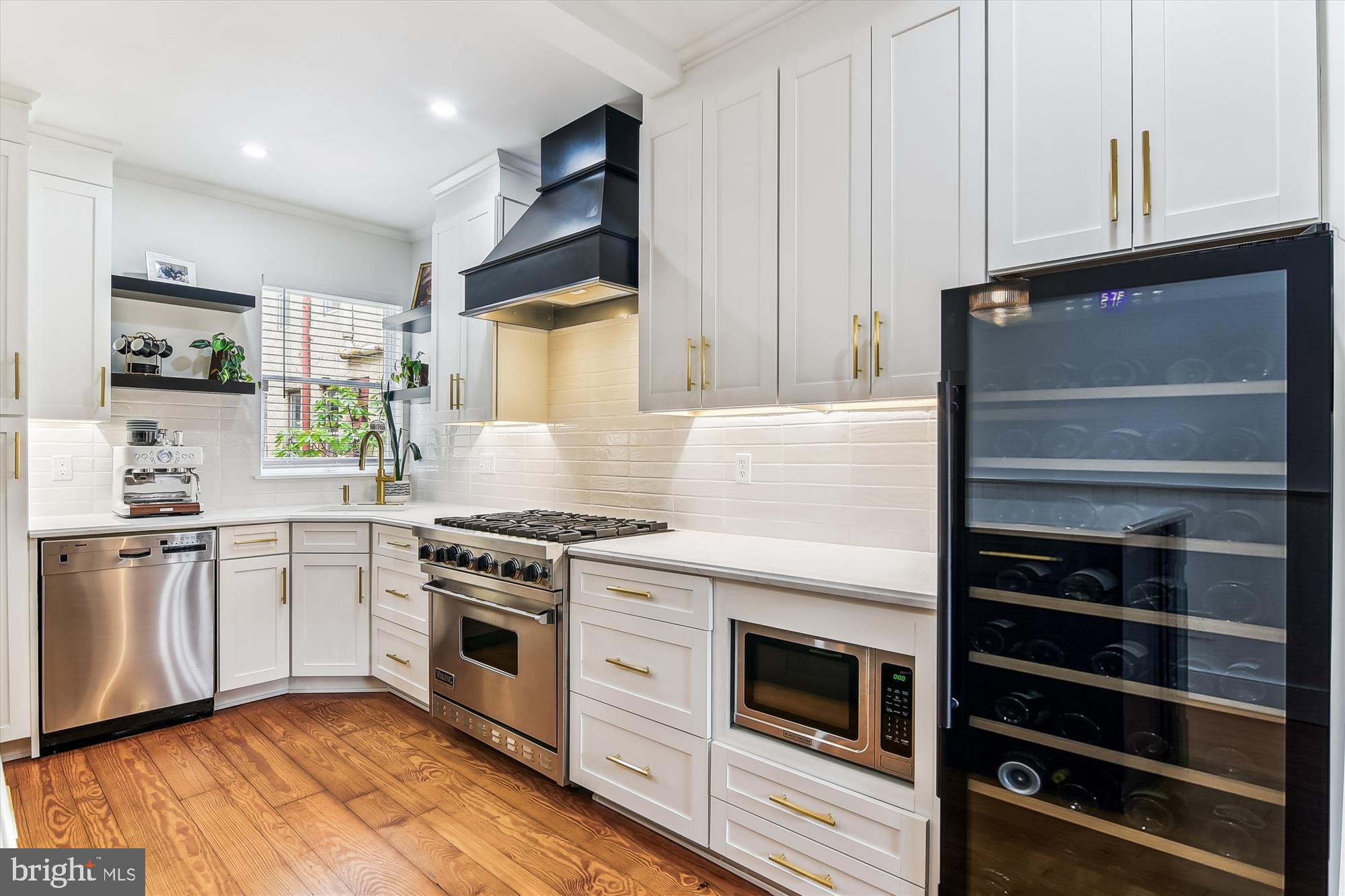 1157 Riverside Avenue Baltimore, MD 21230 - Photo 13 of 42 A dedicated 150-bottle Wine refrigerator