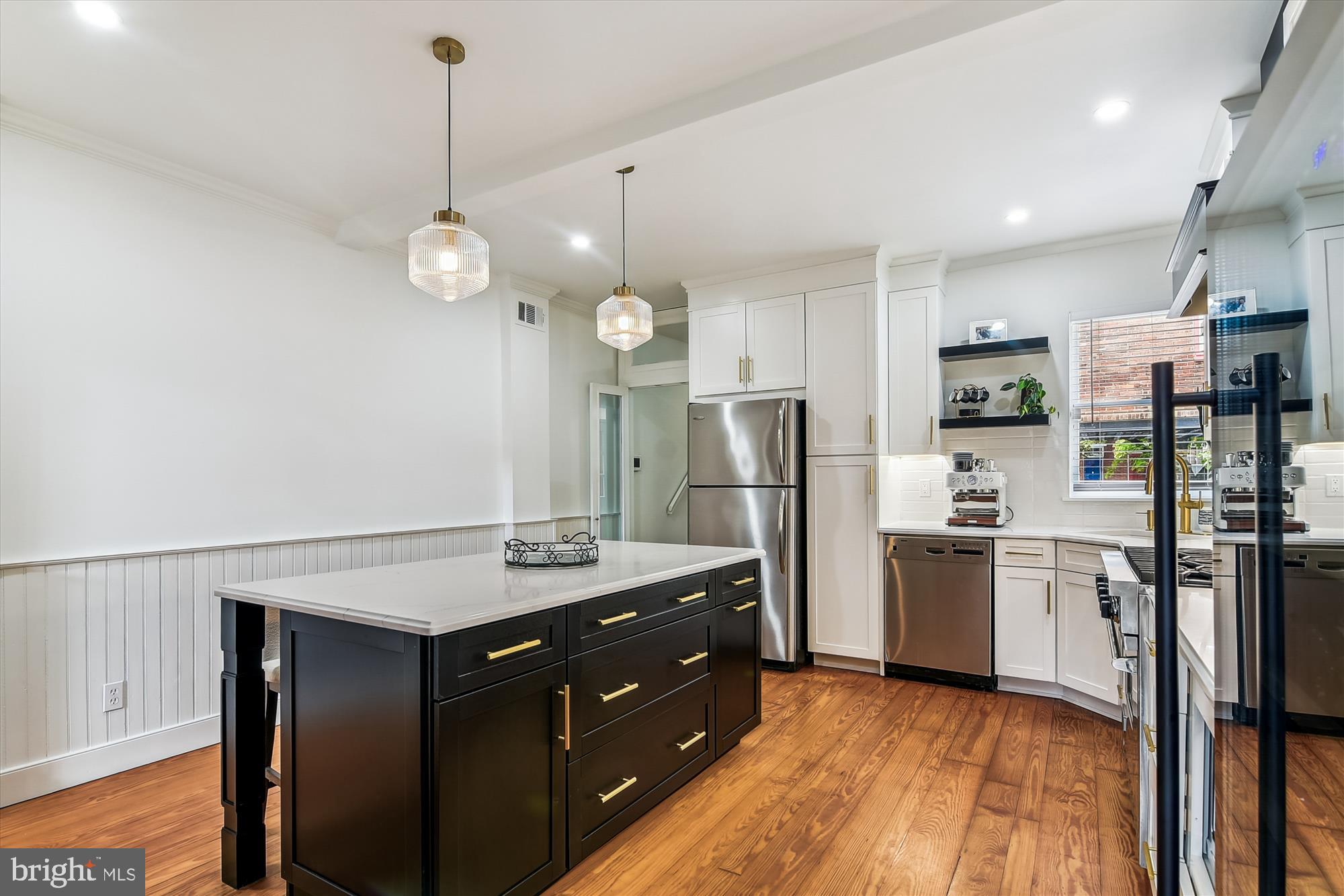 1157 Riverside Avenue Baltimore, MD 21230 - Photo 16 of 42 New bespoke lighting fixtures throughout the home