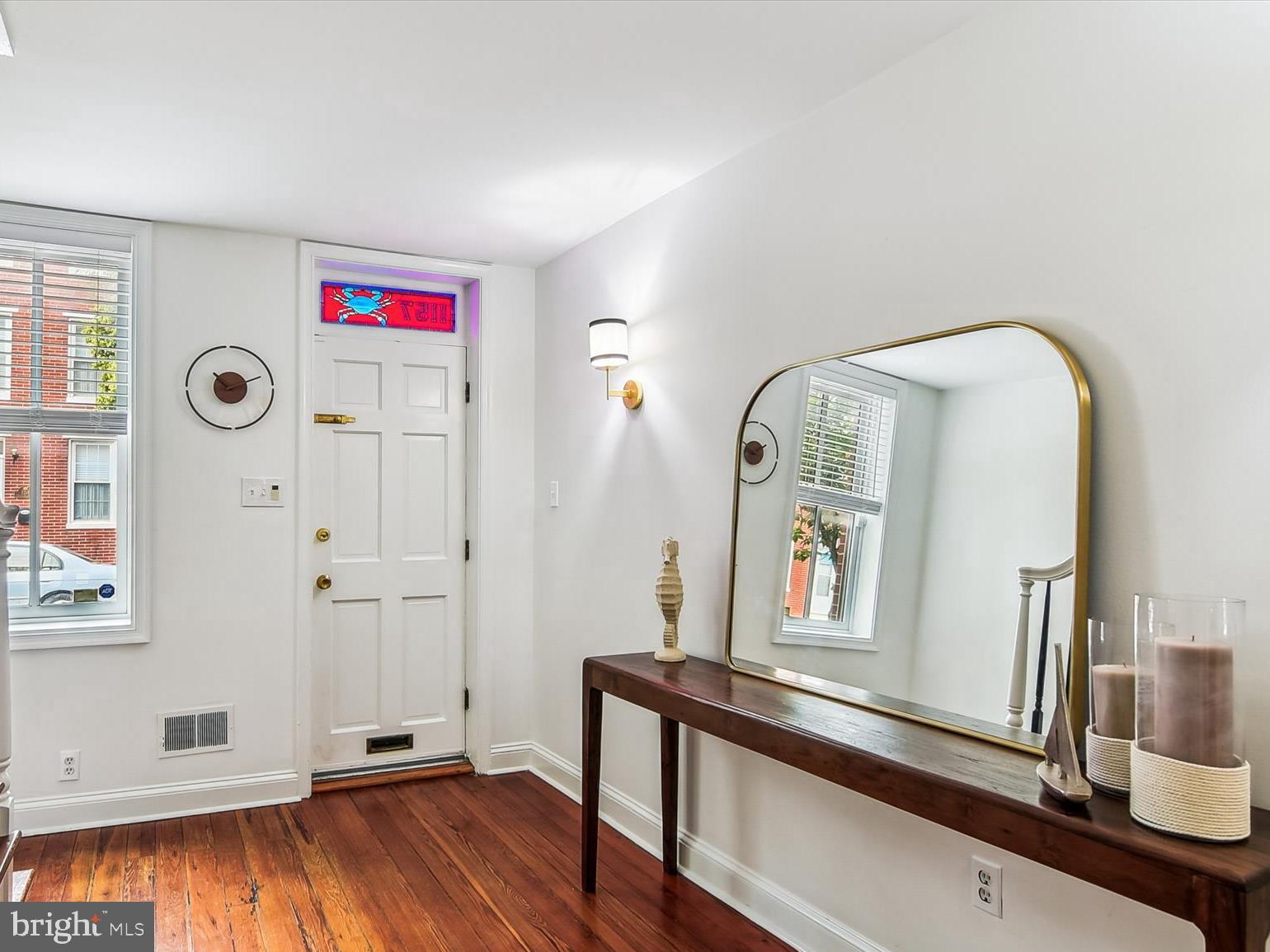 1157 Riverside Avenue Baltimore, MD 21230 - Photo 4 of 42 Warm and inviting ambiance welcomes you