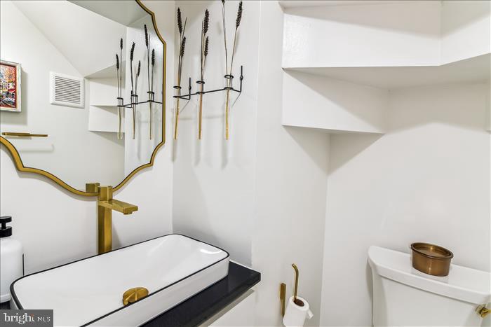 1157 Riverside Avenue Baltimore, MD 21230 - Photo 9 of 42 Stunning powder room renovation in 2024