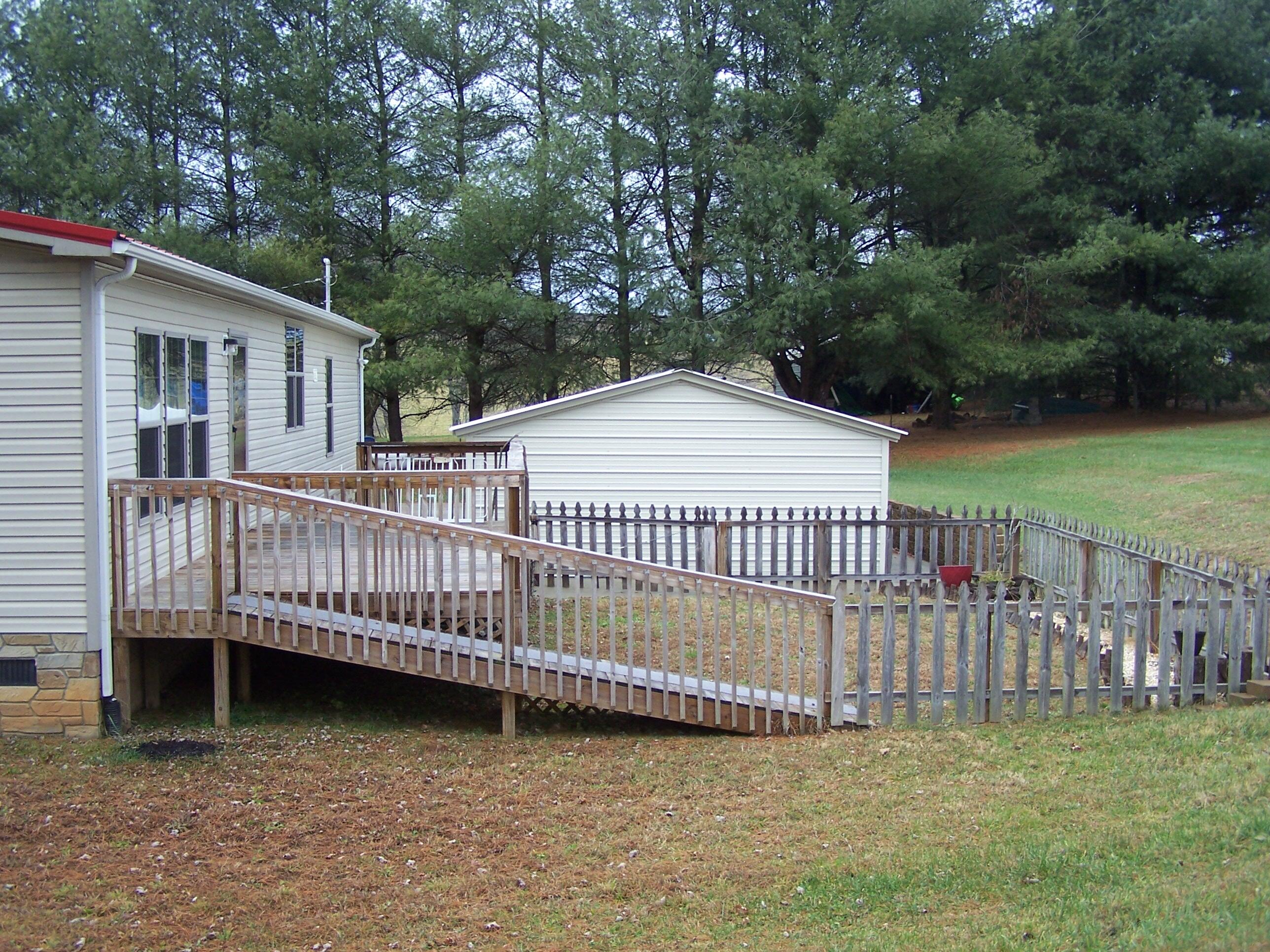 303 Culver Road Limestone, TN 37681 - Photo 28 of 32 100_9450