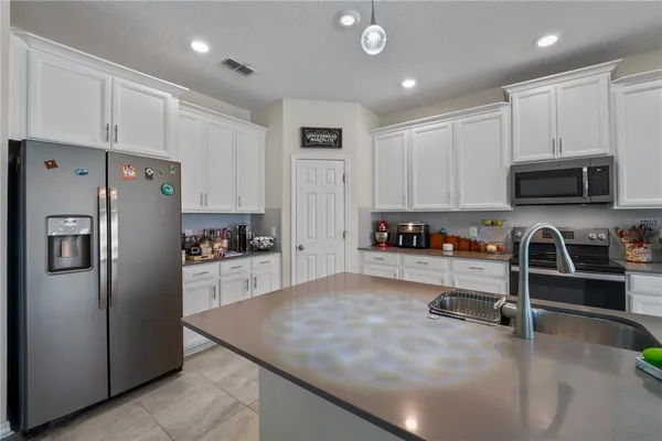 $484,000 | 5414 Manchester Drive, St. Cloud, FL 34771