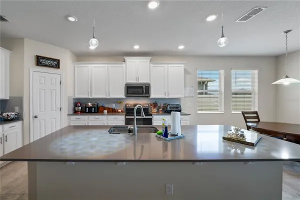 $484,000 | 5414 Manchester Drive, St. Cloud, FL 34771