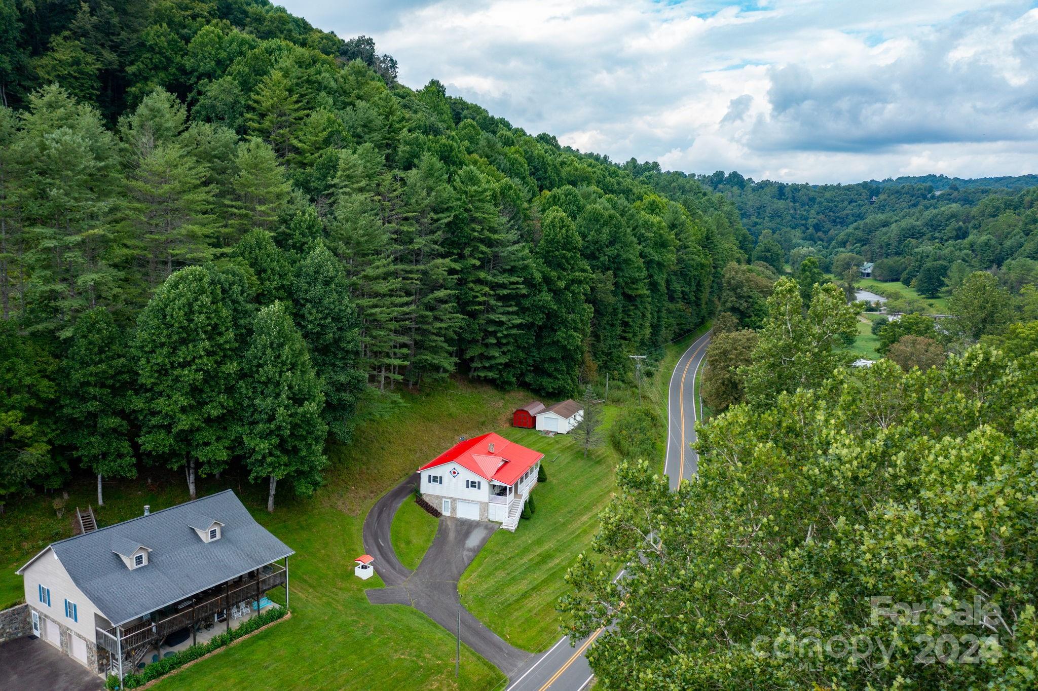 779 Silas Creek Road, Unit 17 & 18 Lansing, NC 28643 - Photo 21 of 35 an aerial view of a house