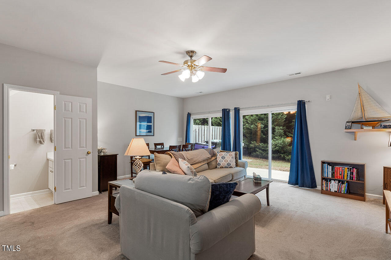 8201 Rhiannon Road Raleigh, NC 27613 - Photo 15 of 30 8201 Rhiannon Road_15