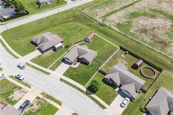 $215,000 | 707 Landon Drive, Independence, KS 67301