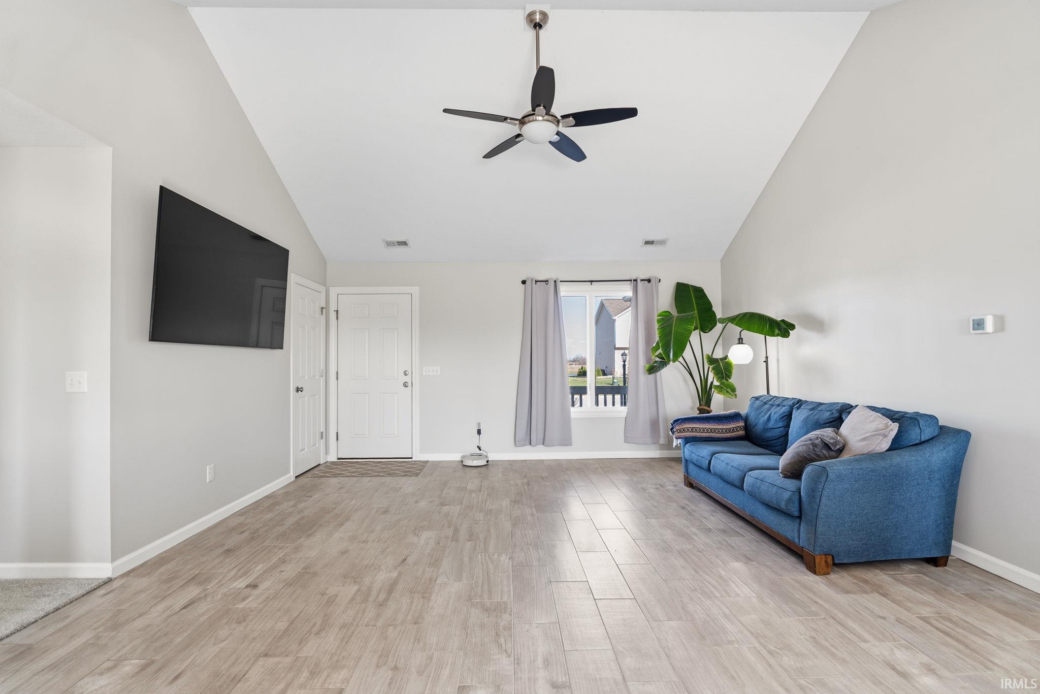 13658 Silk Tree Trail Fort Wayne, IN 46814 - Photo 3 of 34