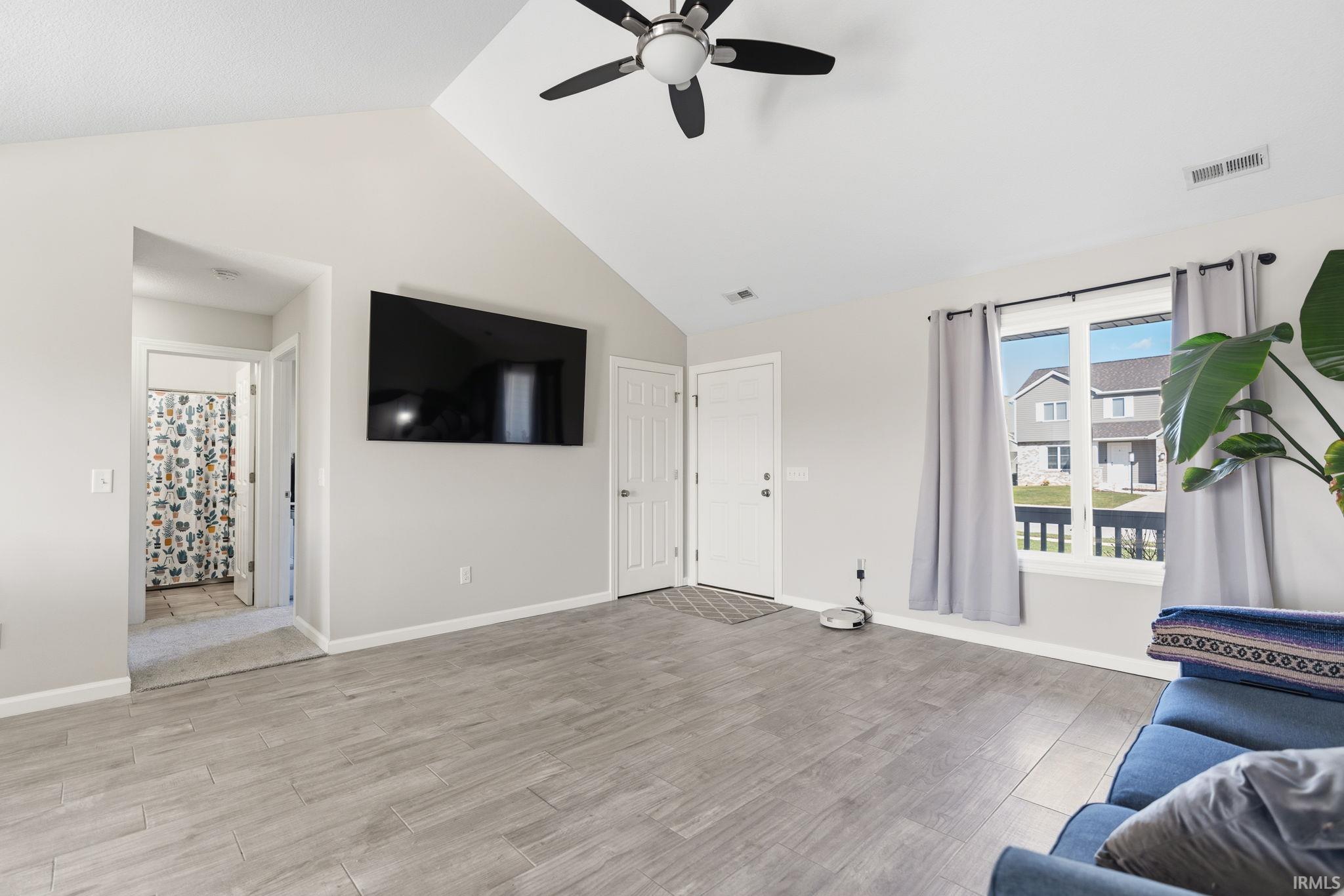 13658 Silk Tree Trail Fort Wayne, IN 46814 - Photo 4 of 34