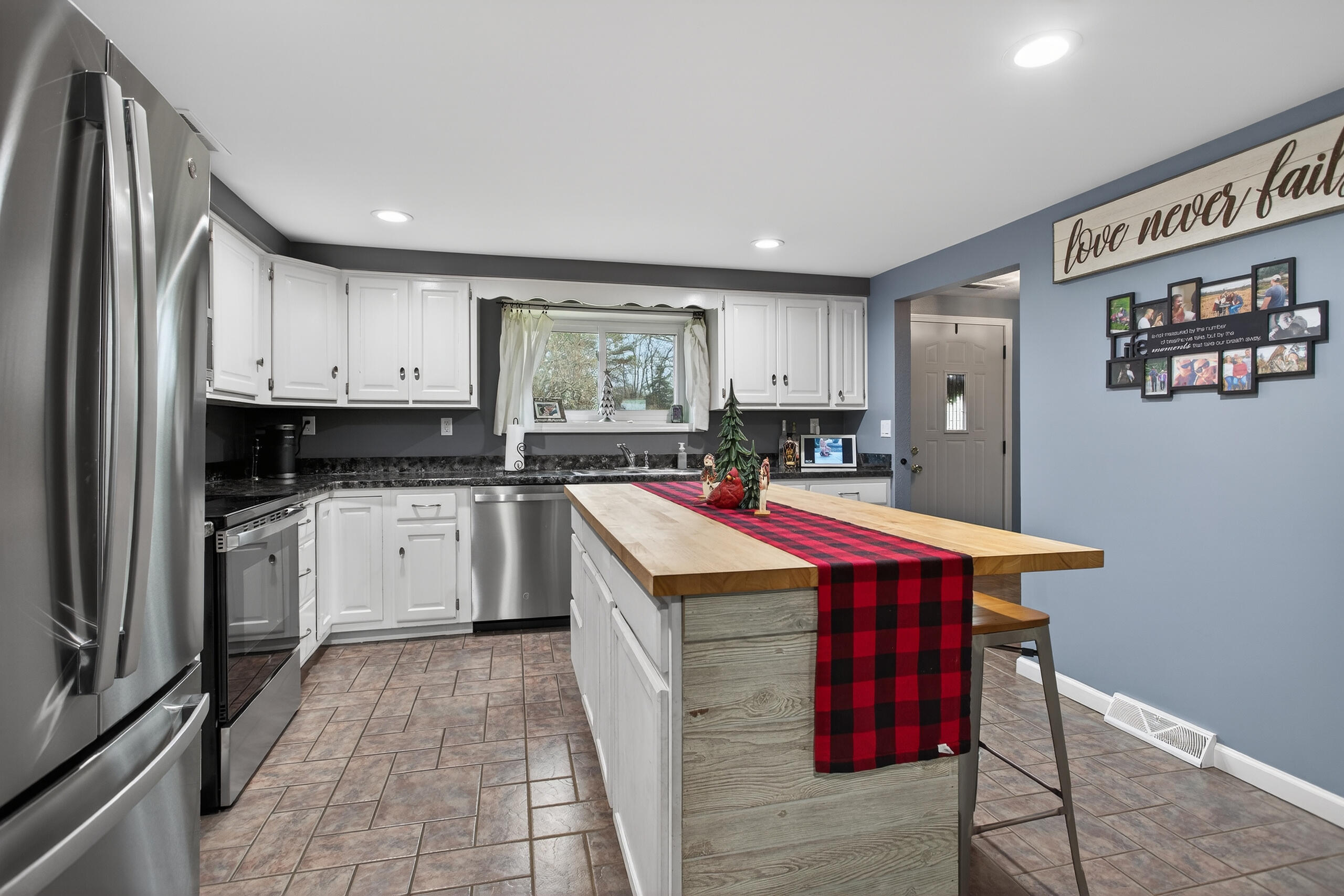 5900 Benton Road Jackson, MI 49201 - Photo 25 of 83 031_0N0A7925