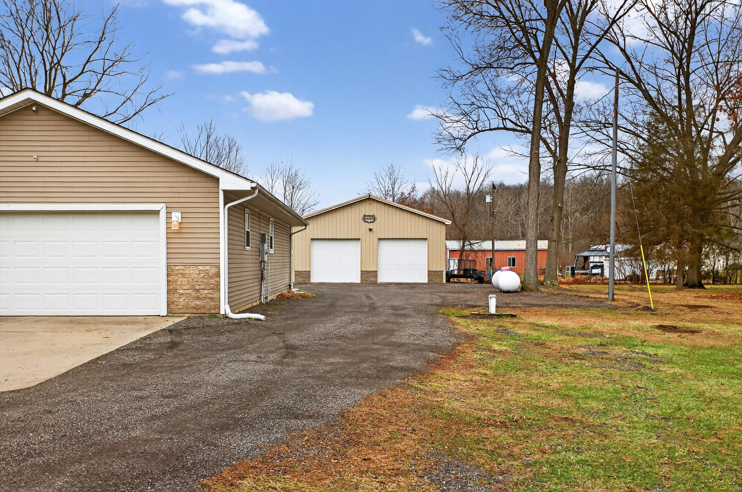 5900 Benton Road Jackson, MI 49201 - Photo 3 of 83 054_0N0A7993