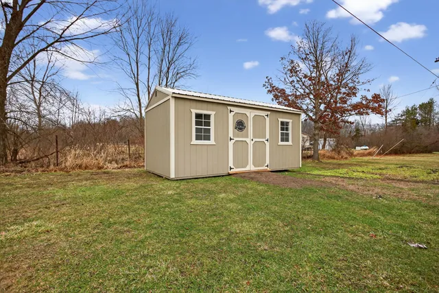 $350,000 | 5900 Benton Road, Jackson, MI 49201