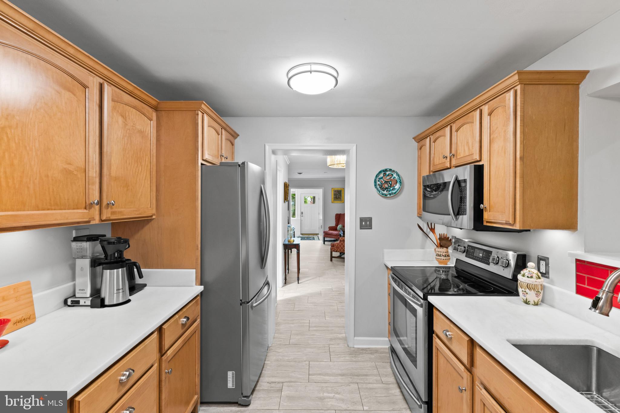 310 Epping Way Annapolis, MD 21401 - Photo 14 of 42 Galley Kitchen