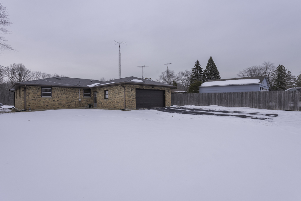 2009 Kedron Boulevard Zion, IL 60099 - Photo 30 of 30 a view of a house with a outdoor space