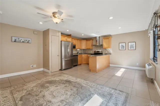 $649,000 | 425 Shore Road, Unit 2B, Long Beach, NY 11561