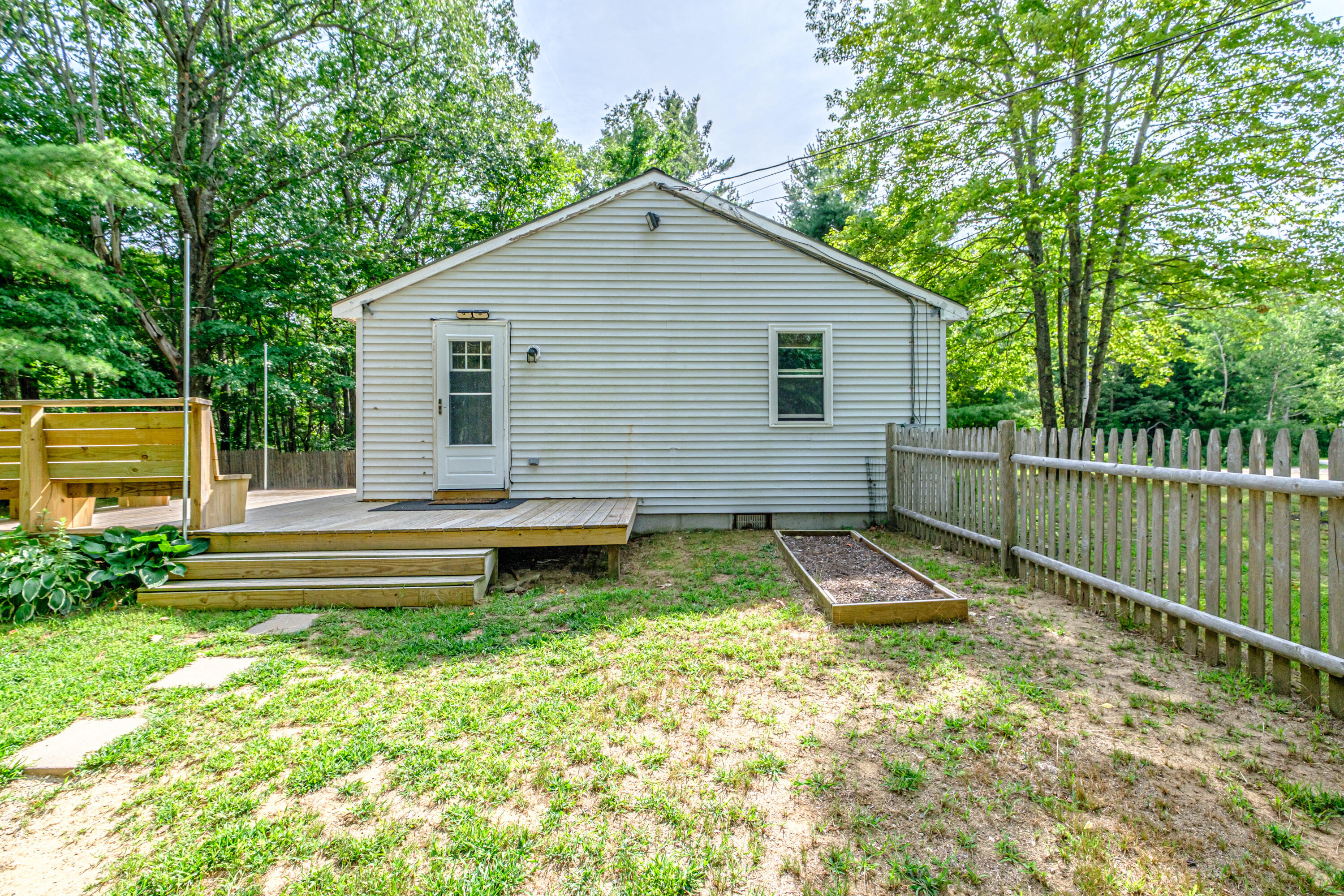 23 Clarkdale Road Kennebunk, ME 04043 - Photo 31 of 49 23 Clarkdale Road