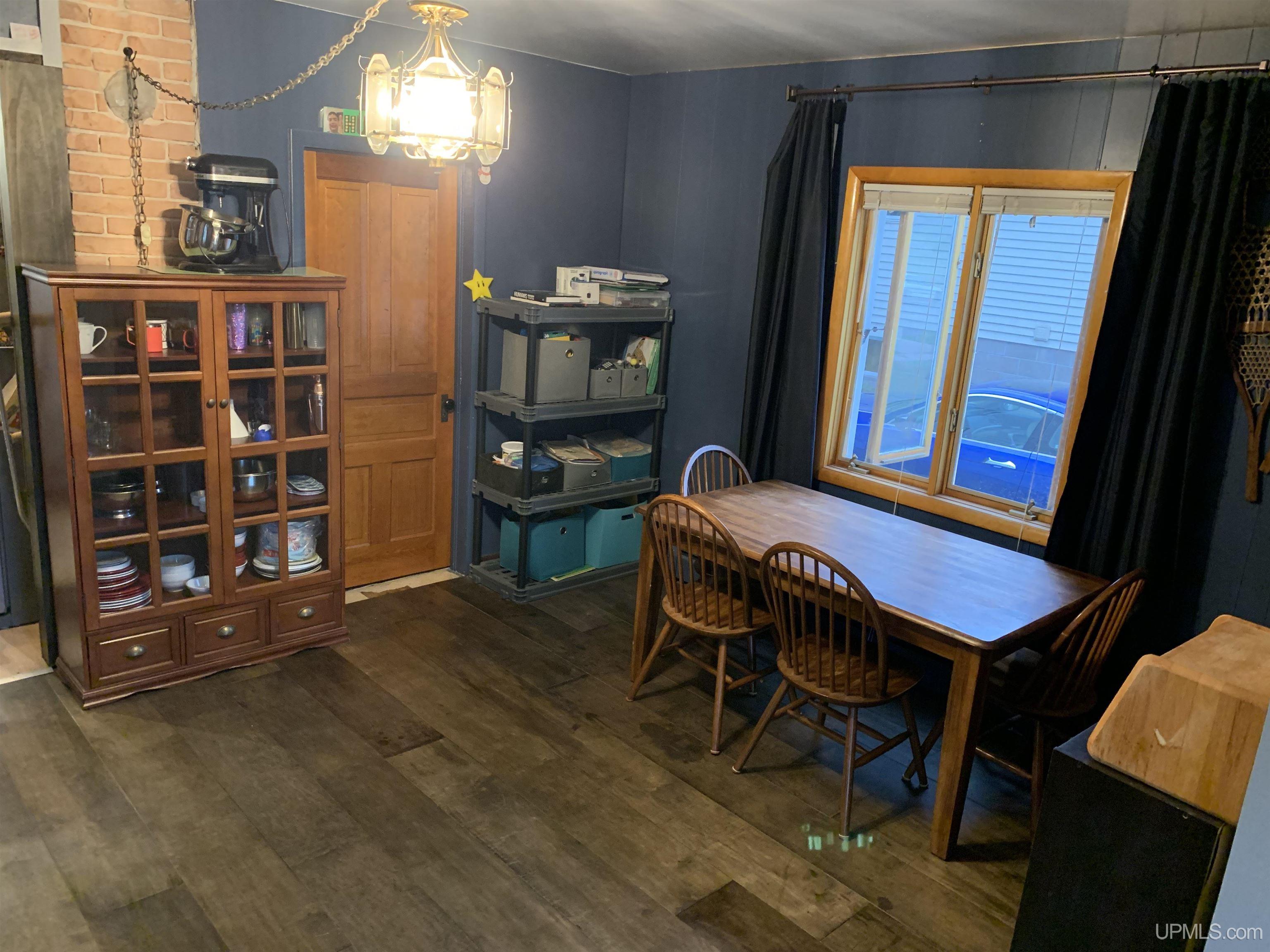 513 West Spring Street Marquette, MI 49855 - Photo 4 of 40