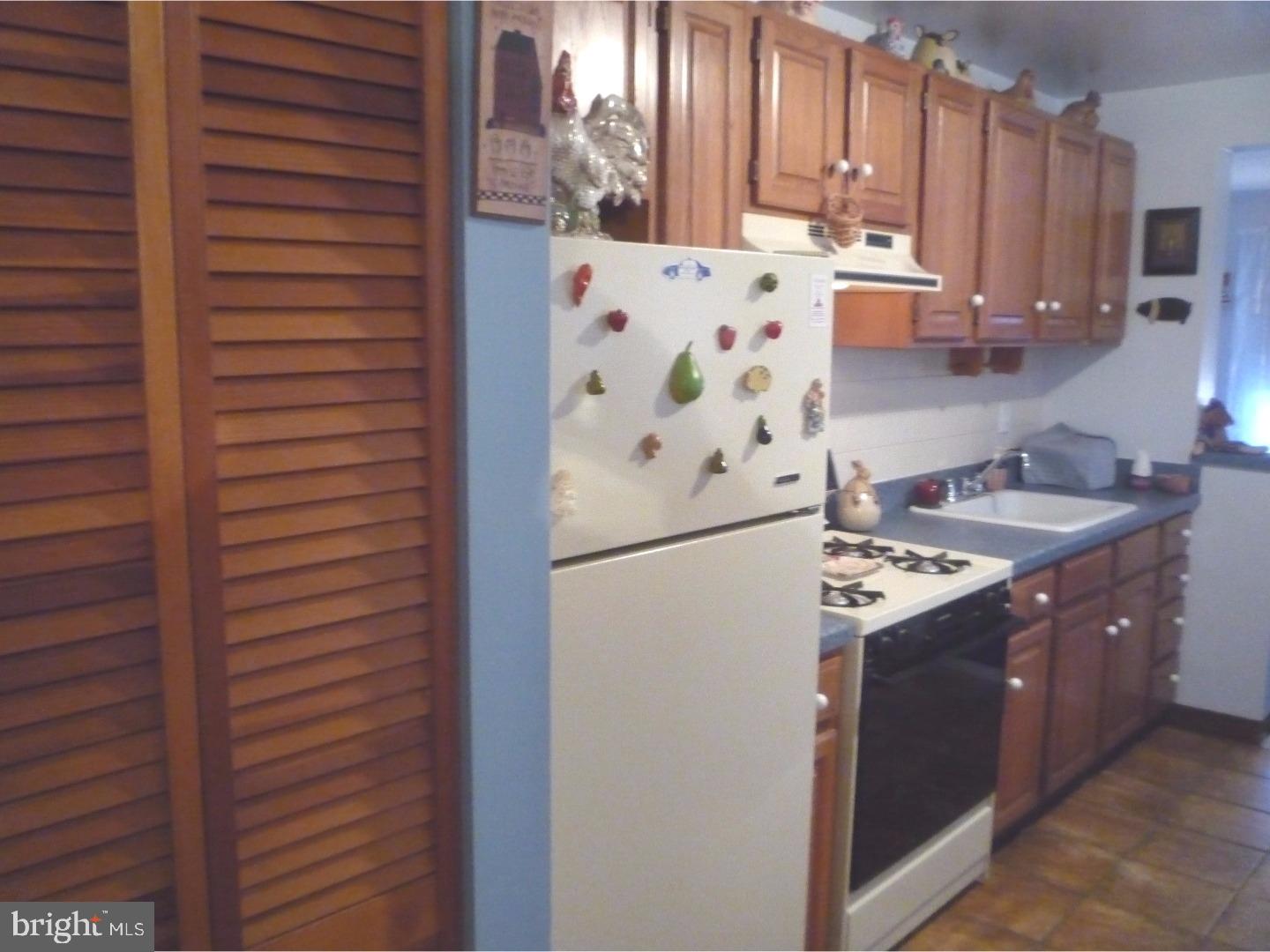 302 East Rudderow Avenue Maple Shade, NJ 08052 - Photo 14 of 24 Kitchen
