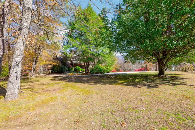 $839,000 | 129 Laager Circle, Palmer, TN 37365