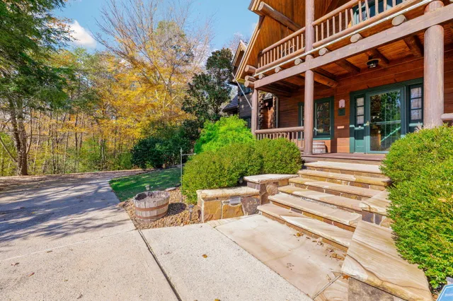 $839,000 | 129 Laager Circle, Palmer, TN 37365