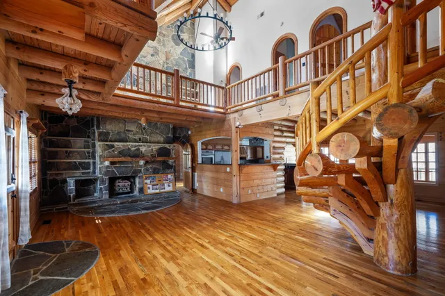 $839,000 | 129 Laager Circle, Palmer, TN 37365