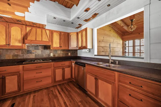 $839,000 | 129 Laager Circle, Palmer, TN 37365