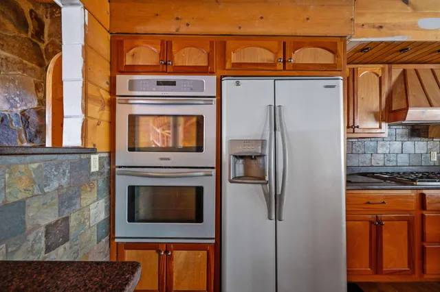 $839,000 | 129 Laager Circle, Palmer, TN 37365