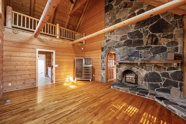 $839,000 | 129 Laager Circle, Palmer, TN 37365