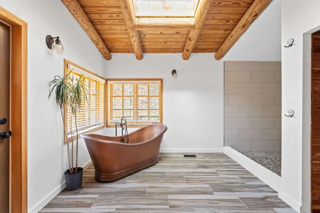 $839,000 | 129 Laager Circle, Palmer, TN 37365