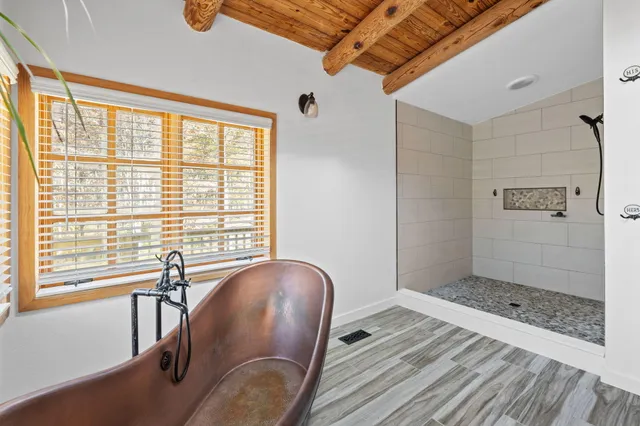 $839,000 | 129 Laager Circle, Palmer, TN 37365