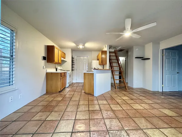 $2,150 | 4804 Ramsey Avenue, Unit B, Austin, TX 78756