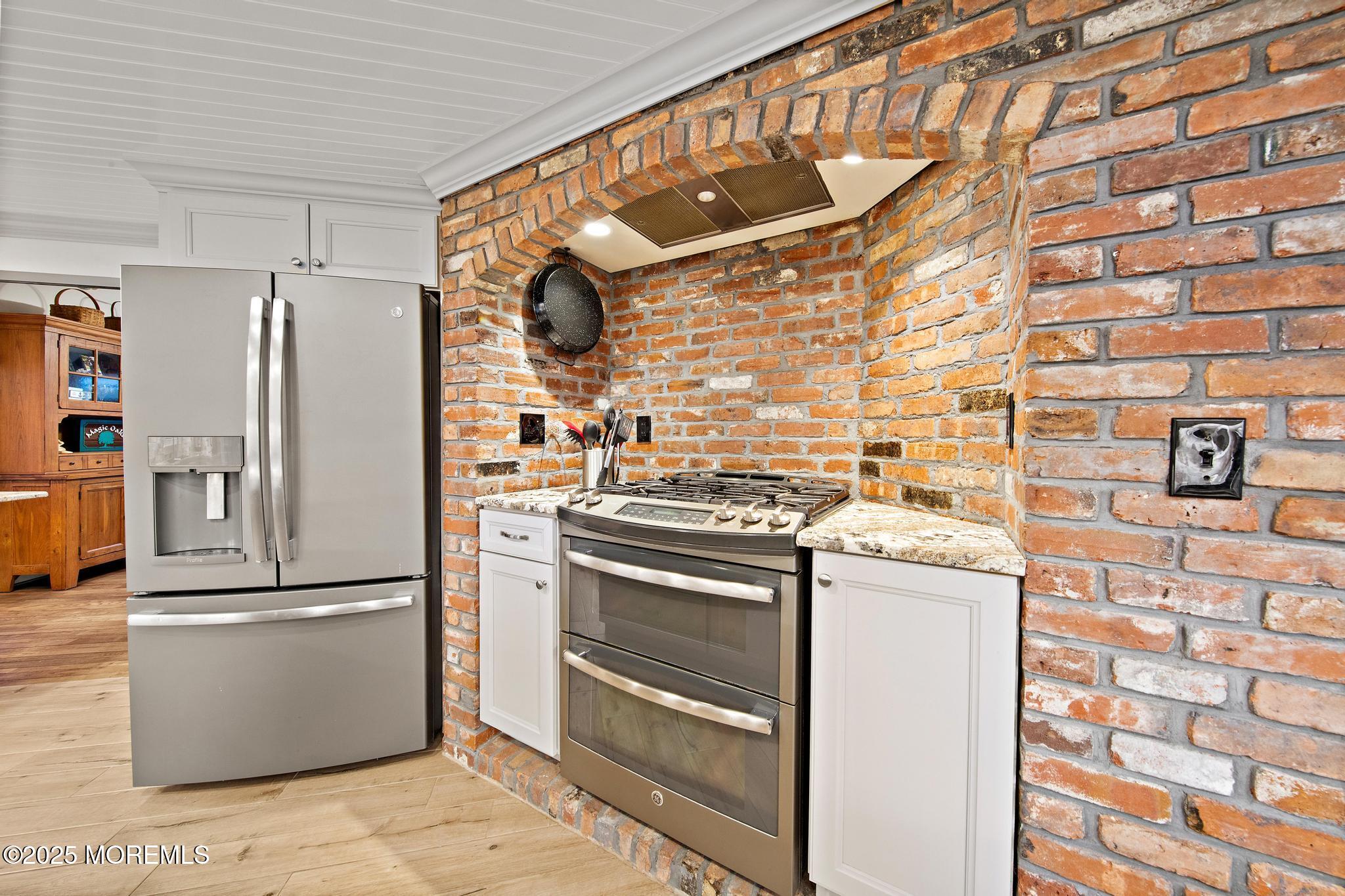 739 Nugentown Road Little Egg Harbor, NJ 08087 - Photo 29 of 80 brick walls