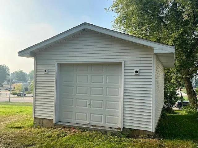 $125,000 | 612 Park Deforest Wi 53532, DeForest, WI 53532