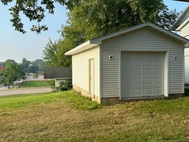 $125,000 | 612 Park Deforest Wi 53532, DeForest, WI 53532