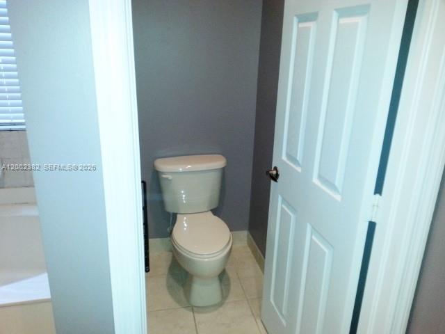 4121 Southwest 149th Court, Unit 4121 Miami, FL 33185 - Photo 22 of 33 Master Bath