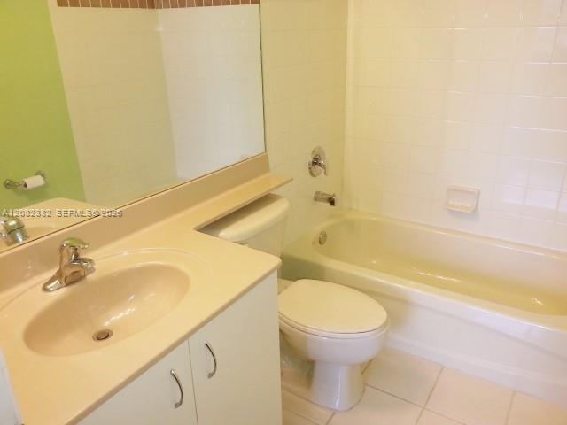 4121 Southwest 149th Court, Unit 4121 Miami, FL 33185 - Photo 25 of 33 2nd Master BR