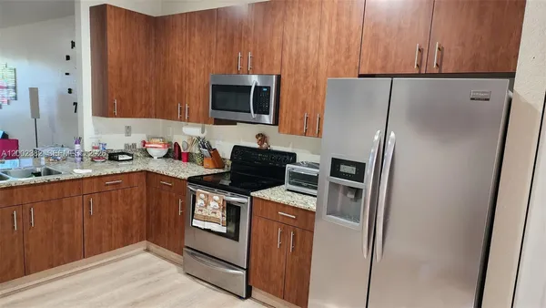 $3,300 | 4121 Southwest 149th Court, Unit 4121, Miami, FL 33185