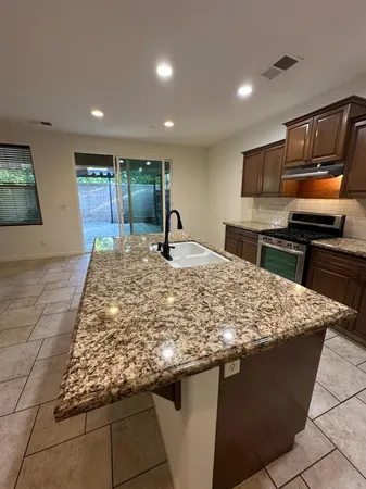 $2,300 | 3521 Buckingham Avenue, Clovis, CA 93619