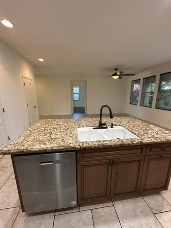 $2,300 | 3521 Buckingham Avenue, Clovis, CA 93619