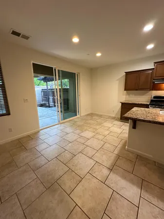 $2,300 | 3521 Buckingham Avenue, Clovis, CA 93619