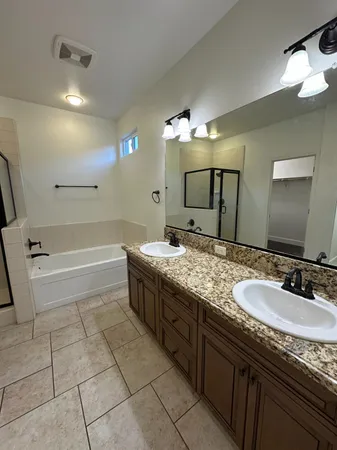 $2,300 | 3521 Buckingham Avenue, Clovis, CA 93619