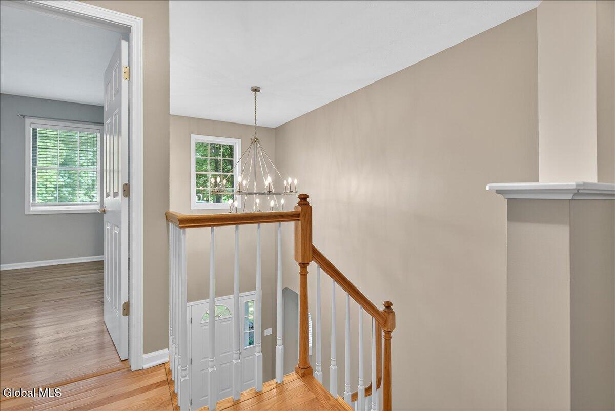 4 Raphael Court Clifton Park, NY 12065 - Photo 31 of 71 Freshly Painted 2 Story Foyer!