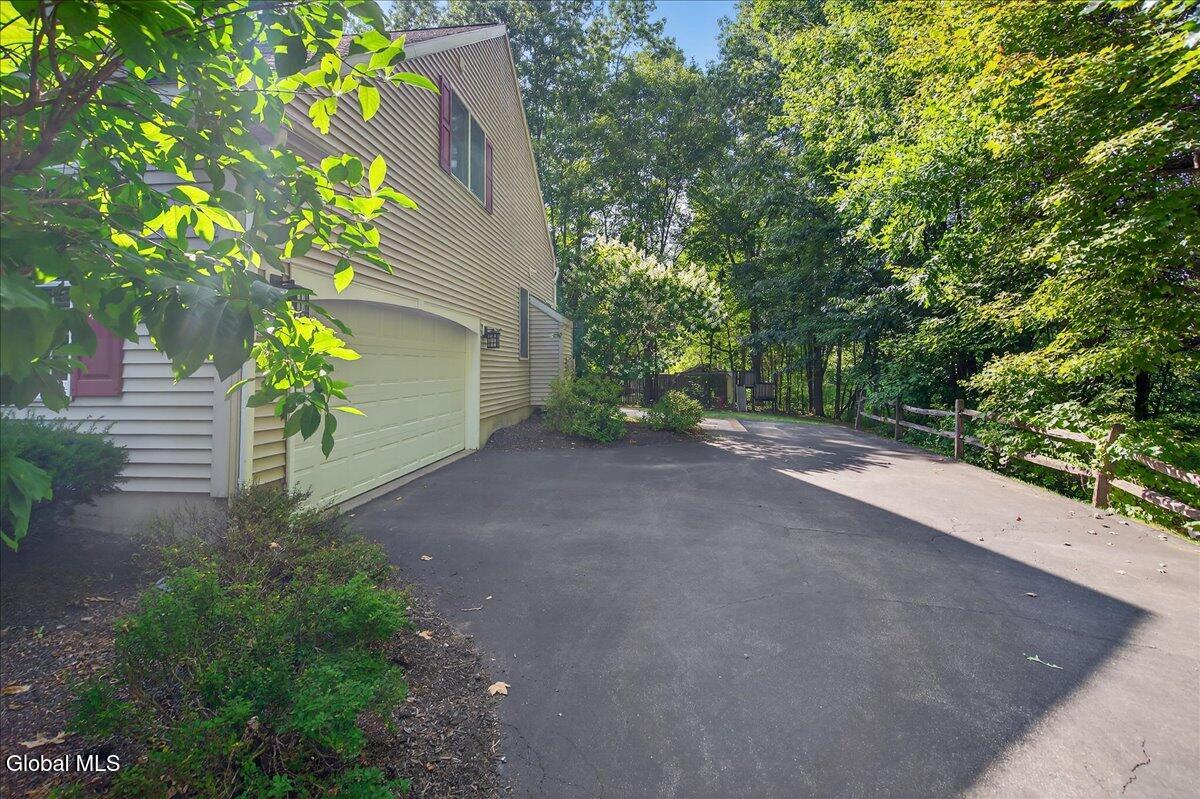4 Raphael Court Clifton Park, NY 12065 - Photo 71 of 71 Oversized 2 car garage!