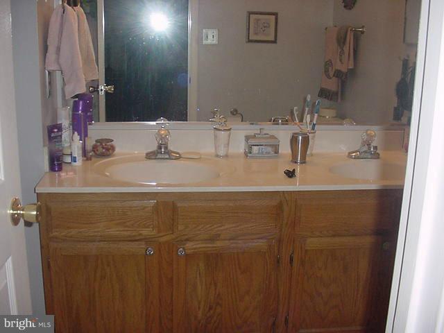 64 Powder View Court Baltimore, MD 21236 - Photo 5 of 21 Bath (Master)